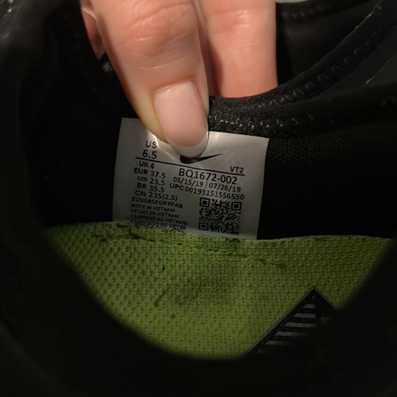 Nike sneakers - Picture 7 of 9